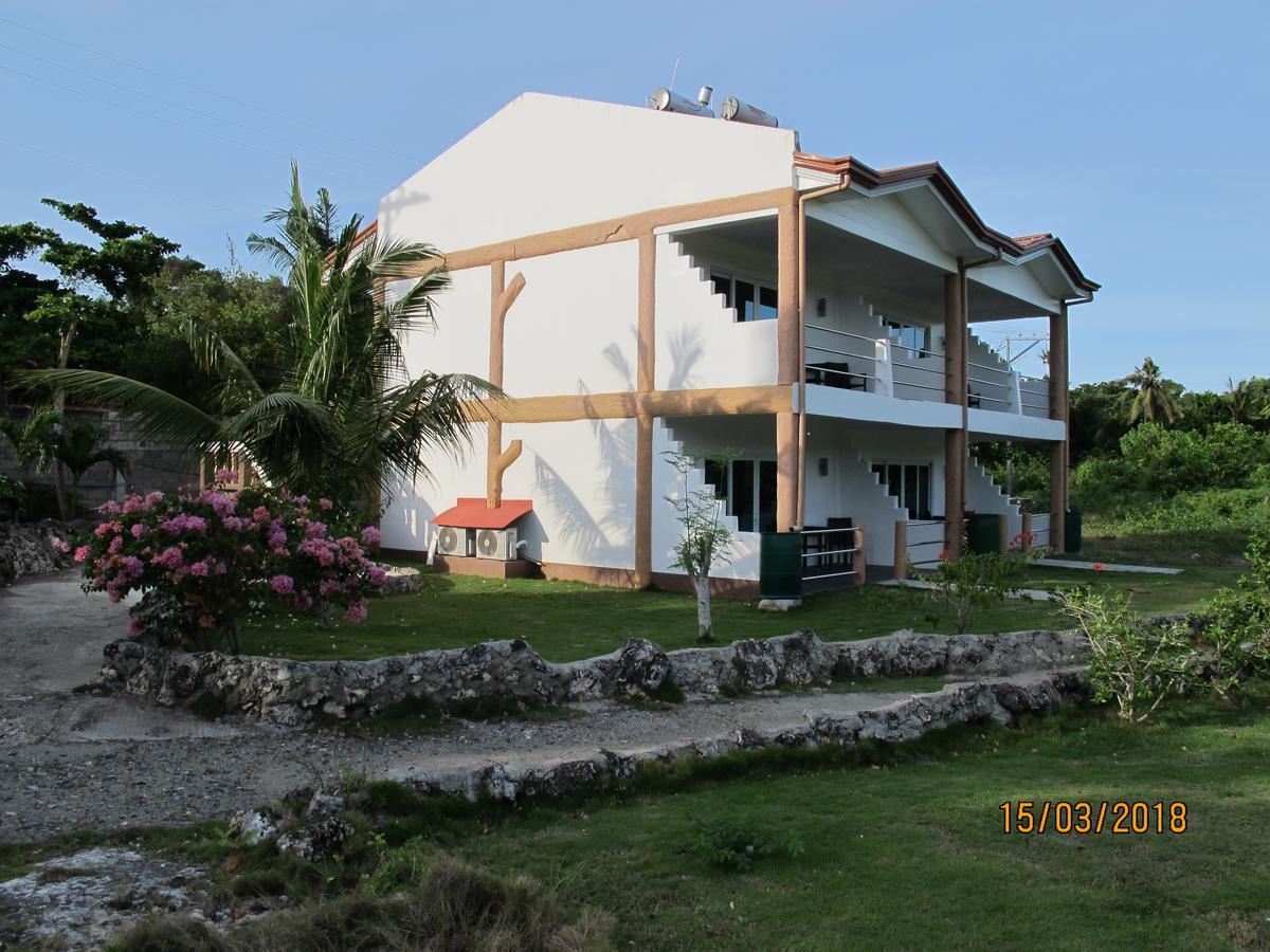 Cabilao Sunset Dive & Beach Resort Loon Esterno foto