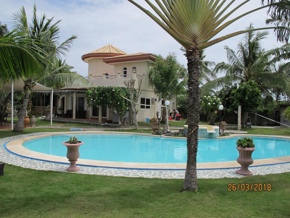 Cabilao Sunset Dive & Beach Resort Loon Esterno foto